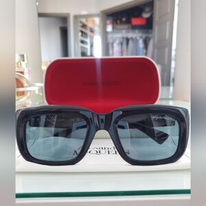 Alexander McQueen Black Sunglasses 100% Authentic Like New